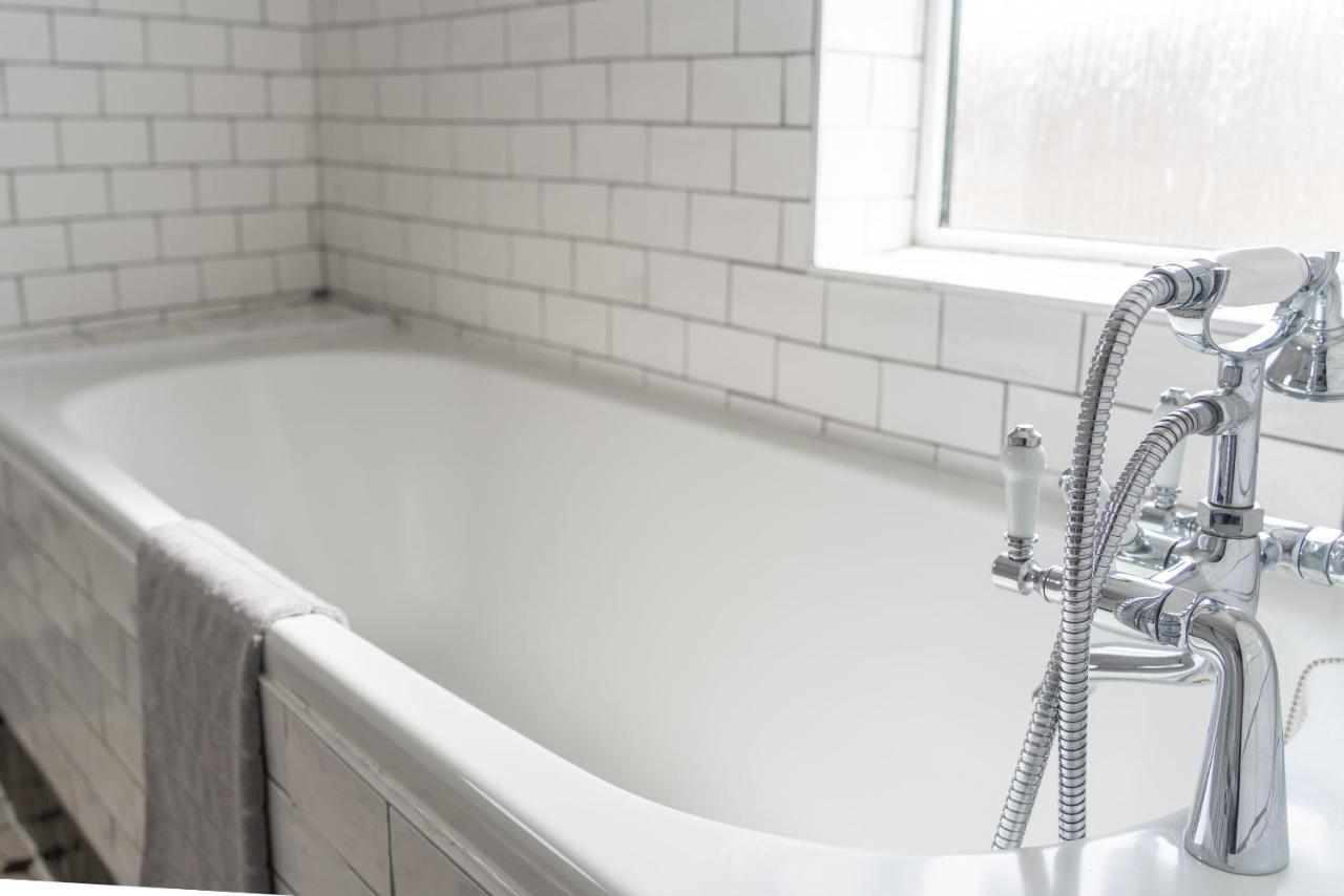 Belmont Villa - 4 Bed - Hot Tub Additional Cost - Sleeps 10-Tjs22Bv Ілфракомб Екстер'єр фото