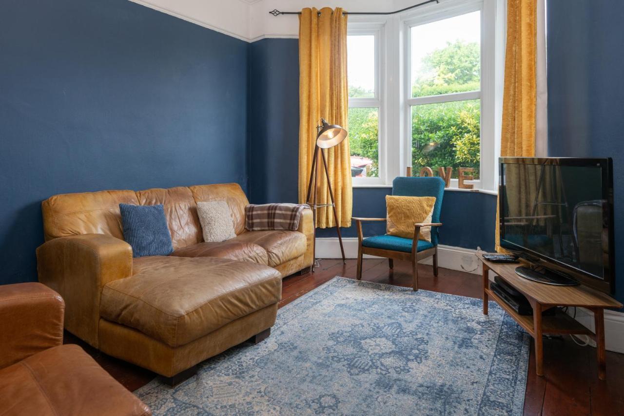 Belmont Villa - 4 Bed - Hot Tub Additional Cost - Sleeps 10-Tjs22Bv Ілфракомб Екстер'єр фото