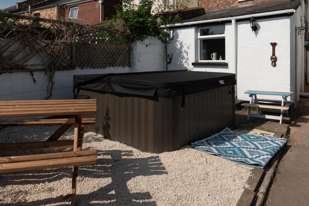 Belmont Villa - 4 Bed - Hot Tub Additional Cost - Sleeps 10-Tjs22Bv Ілфракомб Екстер'єр фото