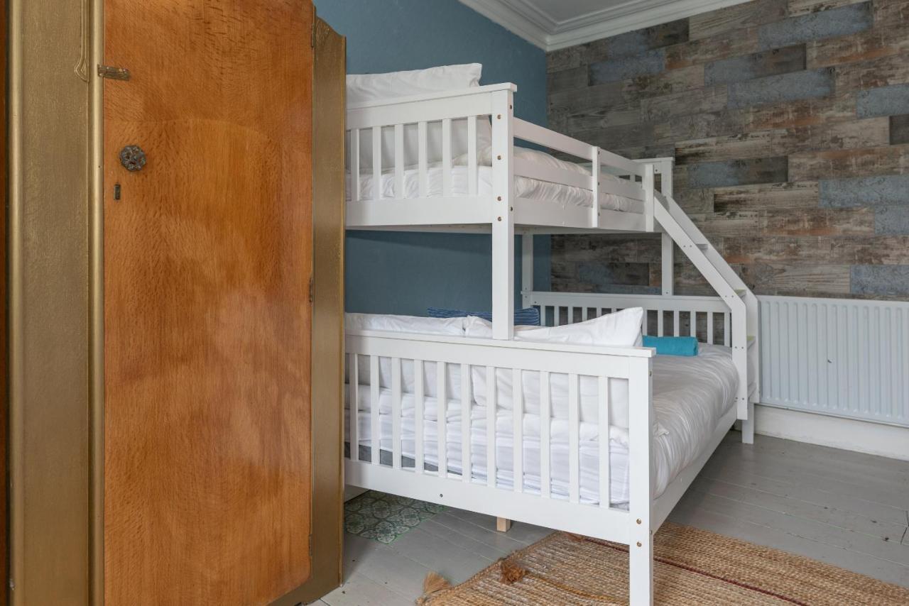 Belmont Villa - 4 Bed - Hot Tub Additional Cost - Sleeps 10-Tjs22Bv Ілфракомб Екстер'єр фото